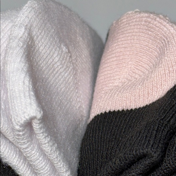 New Steve Madden Athletic Socks Black and Green - Picture 10 of 10